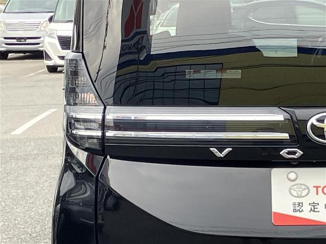 ヴォクシー Ｓ－Ｚ　フルセグ　メモリーナビ　バックカメラ　衝突被害軽減システム　ＥＴＣ　両側電動スライド　ＬＥＤヘッドランプ　乗車定員７人　３列シート　ワンオーナー　記録簿（21枚目）