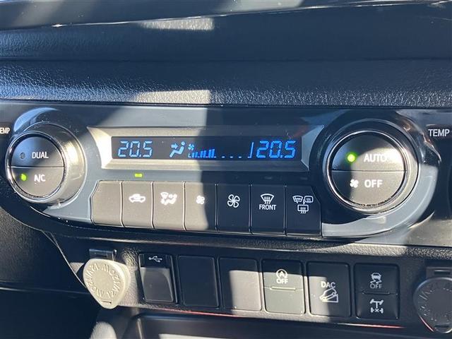 ハイラックス Ｚ　ＧＲスポーツ　４ＷＤ　メモリーナビ　バックカメラ　衝突被害軽減システム　ＥＴＣ　ＬＥＤヘッドランプ　ワンオーナー　記録簿　アイドリングストップ　ディーゼル（13枚目）