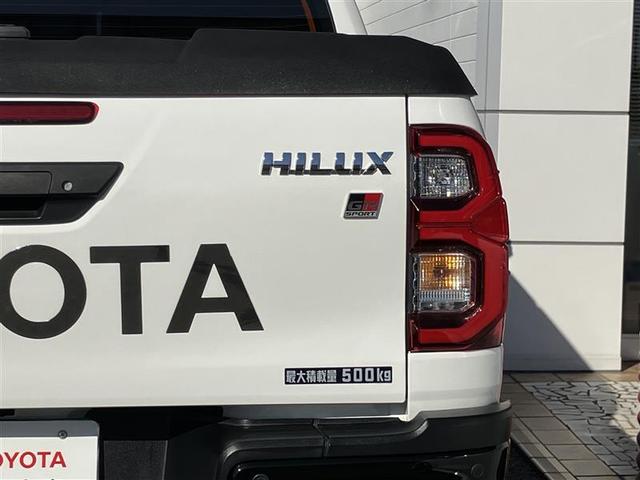 ハイラックス Ｚ　ＧＲスポーツ　４ＷＤ　メモリーナビ　バックカメラ　衝突被害軽減システム　ＥＴＣ　ＬＥＤヘッドランプ　ワンオーナー　記録簿　アイドリングストップ　ディーゼル（28枚目）