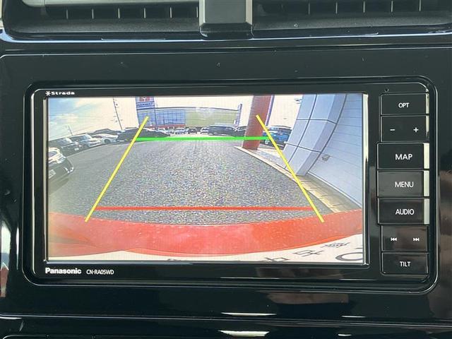 プリウス S フルセグ メモリーナビ DVD再生 バックカメラ 衝突被害軽減システム ETC LEDヘッドランプ ワンオーナー 記録簿(5枚目)
