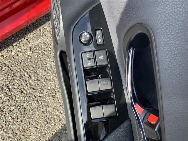 プリウス S フルセグ メモリーナビ DVD再生 バックカメラ 衝突被害軽減システム ETC LEDヘッドランプ ワンオーナー 記録簿(22枚目)