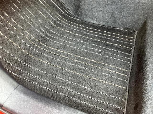 プリウス S フルセグ メモリーナビ DVD再生 バックカメラ 衝突被害軽減システム ETC LEDヘッドランプ ワンオーナー 記録簿(25枚目)