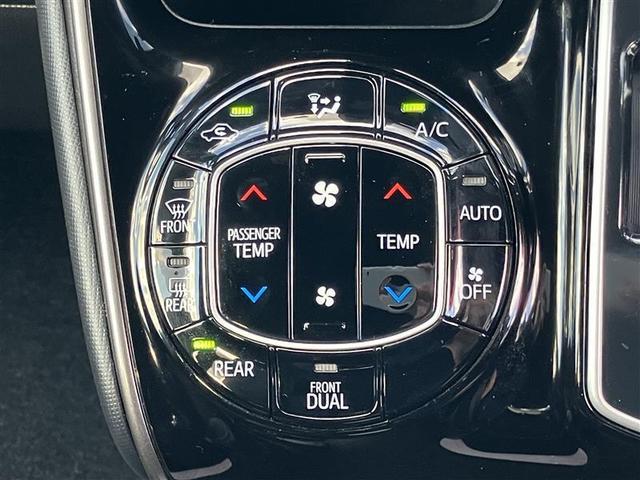 ノア Ｓｉ　Ｇ’ｓ　フルセグ　メモリーナビ　ＤＶＤ再生　衝突被害軽減システム　ＥＴＣ　電動スライドドア　ＬＥＤヘッドランプ　ウオークスルー　乗車定員７人　３列シート　ワンオーナー　記録簿　アイドリングストップ（12枚目）