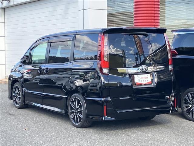 ノア Ｓｉ　Ｇ’ｓ　フルセグ　メモリーナビ　ＤＶＤ再生　衝突被害軽減システム　ＥＴＣ　電動スライドドア　ＬＥＤヘッドランプ　ウオークスルー　乗車定員７人　３列シート　ワンオーナー　記録簿　アイドリングストップ（20枚目）