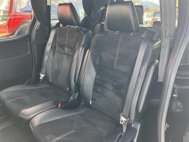 ノア Ｓｉ　Ｇ’ｓ　フルセグ　メモリーナビ　ＤＶＤ再生　衝突被害軽減システム　ＥＴＣ　電動スライドドア　ＬＥＤヘッドランプ　ウオークスルー　乗車定員７人　３列シート　ワンオーナー　記録簿　アイドリングストップ（30枚目）