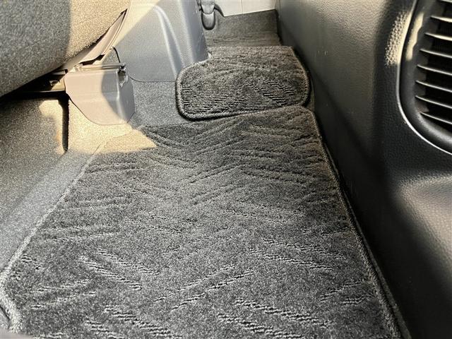 ヤリスクロス ハイブリッドＺ　メモリーナビ　バックカメラ　衝突被害軽減システム　ＥＴＣ　ＬＥＤヘッドランプ　ワンオーナー　記録簿（32枚目）