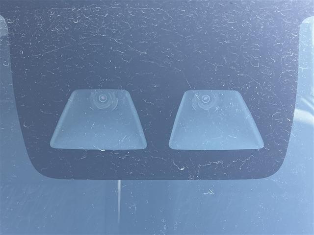 ルーミー カスタムＧ　フルセグ　メモリーナビ　ＤＶＤ再生　バックカメラ　衝突被害軽減システム　ＥＴＣ　両側電動スライド　ＬＥＤヘッドランプ　ウオークスルー　ワンオーナー　記録簿　アイドリングストップ（16枚目）