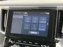 アルファード ２．５Ｓ　Ｃパッケージ　ＤＶＤ再生　後席モニター　バックカメラ　衝突被害軽減システム　ＥＴＣ　両側電動スライド　ＬＥＤヘッドランプ　乗車定員７人　３列シート　ワンオーナー　記録簿（8枚目）