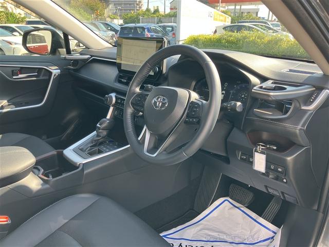 ＲＡＶ４ Ｇ　サンルーフ　４ＷＤ　フルセグ　バックカメラ　衝突被害軽減システム　ＥＴＣ　ＬＥＤヘッドランプ　ワンオーナー　記録簿（20枚目）
