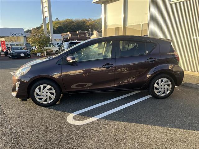 アクア Ｓ　フルセグ　メモリーナビ　ＤＶＤ再生　バックカメラ　ＥＴＣ　ＬＥＤヘッドランプ　記録簿　アイドリングストップ（4枚目）