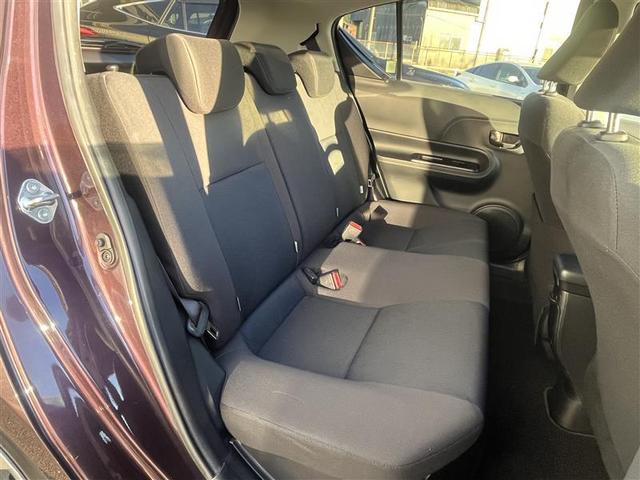 アクア Ｓ　フルセグ　メモリーナビ　ＤＶＤ再生　バックカメラ　ＥＴＣ　ＬＥＤヘッドランプ　記録簿　アイドリングストップ（19枚目）