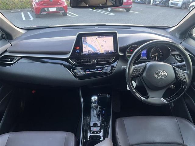 Ｃ－ＨＲ Ｇ　フルセグ　メモリーナビ　ＤＶＤ再生　バックカメラ　衝突被害軽減システム　ＥＴＣ　ＬＥＤヘッドランプ　フルエアロ　記録簿　アイドリングストップ（6枚目）