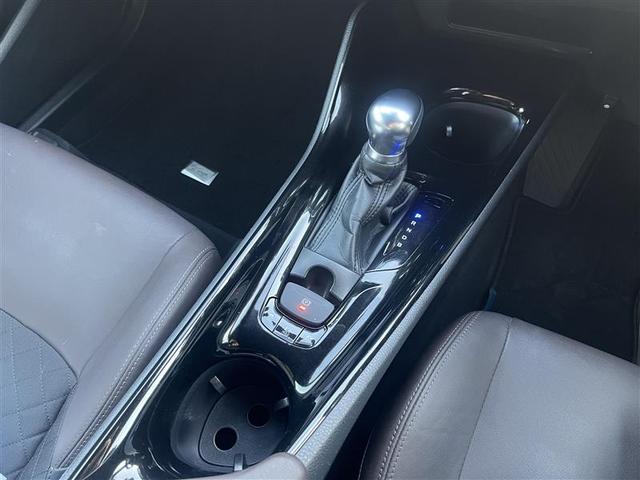 Ｃ－ＨＲ Ｇ　フルセグ　メモリーナビ　ＤＶＤ再生　バックカメラ　衝突被害軽減システム　ＥＴＣ　ＬＥＤヘッドランプ　フルエアロ　記録簿　アイドリングストップ（12枚目）