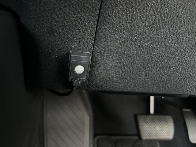 Ｃ－ＨＲ Ｇ　フルセグ　メモリーナビ　ＤＶＤ再生　バックカメラ　衝突被害軽減システム　ＥＴＣ　ＬＥＤヘッドランプ　フルエアロ　記録簿　アイドリングストップ（16枚目）