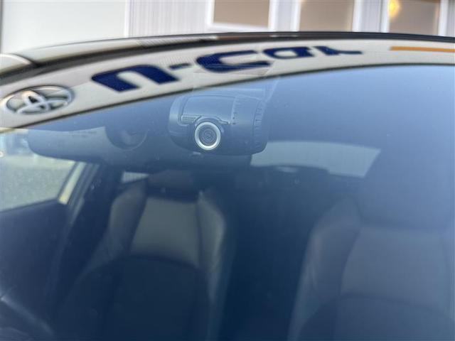 Ｃ－ＨＲ Ｇ　フルセグ　メモリーナビ　ＤＶＤ再生　バックカメラ　衝突被害軽減システム　ＥＴＣ　ＬＥＤヘッドランプ　フルエアロ　記録簿　アイドリングストップ（20枚目）