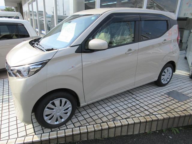 eKワゴン G オートマ フル装備 社外9型ナビ バックカメラ Bluetooth対応 DTV アイドリングストップ 三菱E-アシスト USBポート ヒートシーター 禁煙車(6枚目)