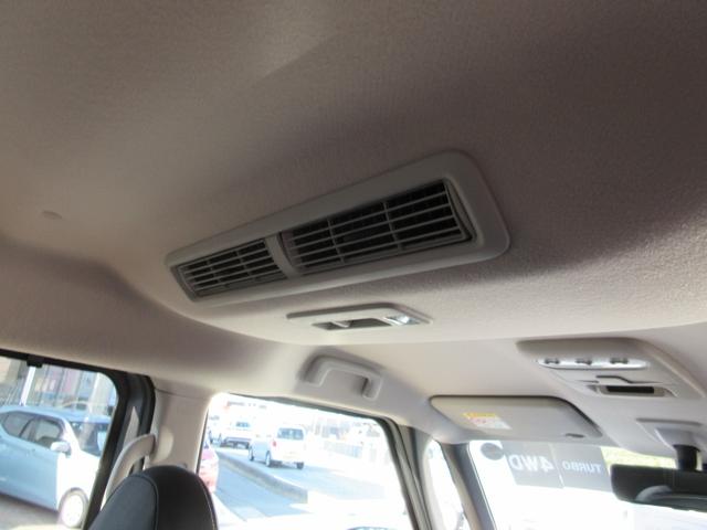 デリカミニ Ｔ　プレミアム　４ＷＤ　ターボ　フル装備　オリジナル９型純正ナビゲーション　ＤＴＶ　全方位カメラ　三菱ｅーアシスト　マイパイロット　両側電動スライドドア　ハンズフリーオートスライドドア　禁煙車　当社試乗車（22枚目）