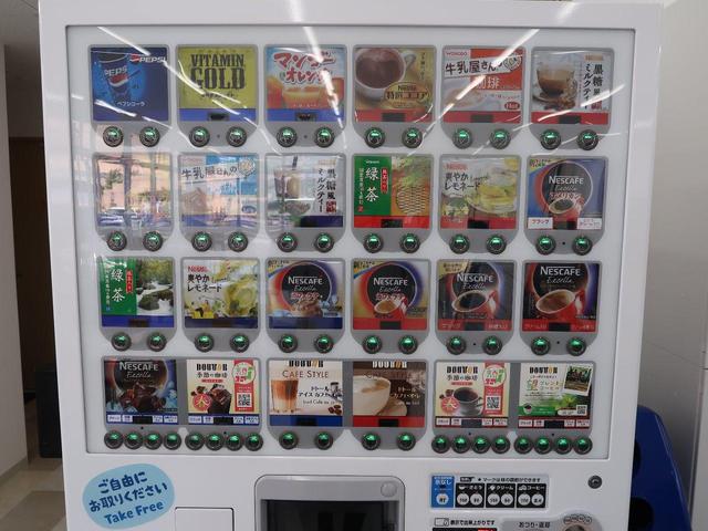 クーパーSD 60イヤーズエディション 純正ナビ バックカメラ ETC シートヒーター レザーシート 純正アルミ 電動格納ミラー LED スマートキー オートマチックハイビーム オートライト レーダークルーズコントロール オートエアコン(42枚目)
