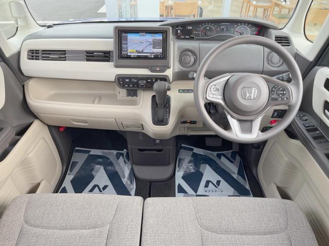 G・Lホンダセンシング バックカメラ Bluetooth再生 ETC SDナビ フルセグTV 電動格納ミラー スマートキー 盗難防止システム ドアバイザー プライバシーG オートライト オートエアコン パワーステアリング(2枚目)