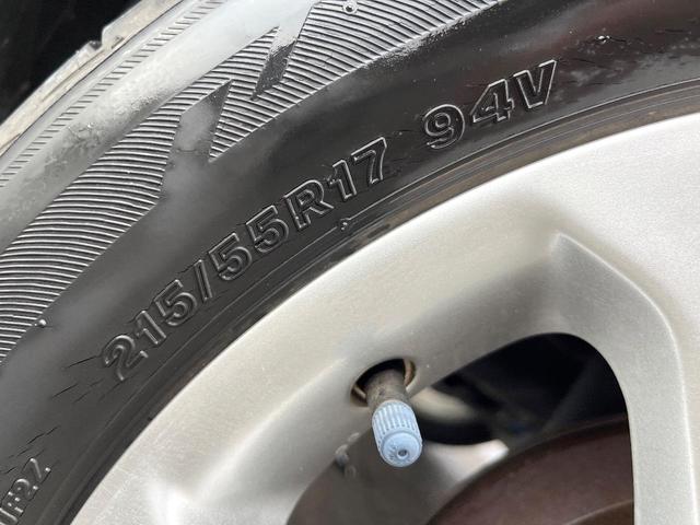 ジューク １５ＲＸ　純正ＤＶＤナビ　バックカメラ　スマートキー　オートライト　オートエアコン　純正１７インチアルミ　Ｂｌｕｅｔｏｏｔｈ　ＣＤ　ＤＶＤ再生　フルセグ（45枚目）