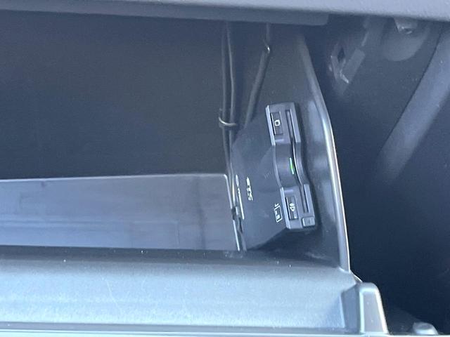 CX-8 25S プロアクティブ SDナビ 後席モニター バックカメラ レーダークルーズ パワーシート コーナーセンサー スマートキー LEDヘッド ETC 純正19インチアルミ Bluetooth CD DVD再生 フルセグ(7枚目)