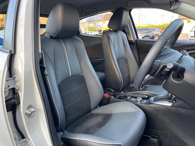 MAZDA2 15S Lパッケージ 全周囲カメラ レーダークルーズ パワーシート ドラレコ スマートキー LEDヘッド ビルトインETC オートハイビーム オートライト オートエアコン 純正15インチアルミ Bluetooth(11枚目)