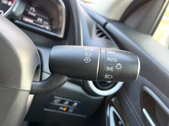MAZDA2 15S Lパッケージ 全周囲カメラ レーダークルーズ パワーシート ドラレコ スマートキー LEDヘッド ビルトインETC オートハイビーム オートライト オートエアコン 純正15インチアルミ Bluetooth(41枚目)