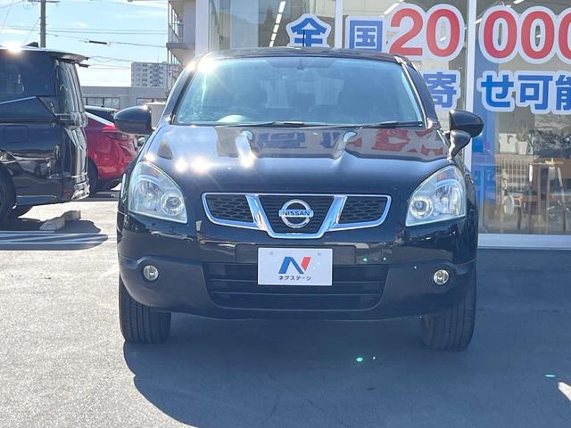 デュアリス ２０Ｇ　純正ナビ　バックカメラ　スマートキー　ＨＩＤヘッド　オートライト　デュアルエアコン　純正１７インチアルミ　Ｂｌｕｅｔｏｏｔｈ　ＣＤ　ＤＶＤ再生　地デジ（12枚目）