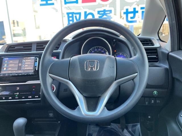 フィット １３Ｇ・Ｆパッケージ　純正ナビ　スマートキー　ビルトインＥＴＣ　オートエアコン　Ｂｌｕｅｔｏｏｔｈ　ＤＶＤ再生　フルセグ（10枚目）