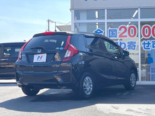 フィット １３Ｇ・Ｆパッケージ　純正ナビ　スマートキー　ビルトインＥＴＣ　オートエアコン　Ｂｌｕｅｔｏｏｔｈ　ＤＶＤ再生　フルセグ（16枚目）