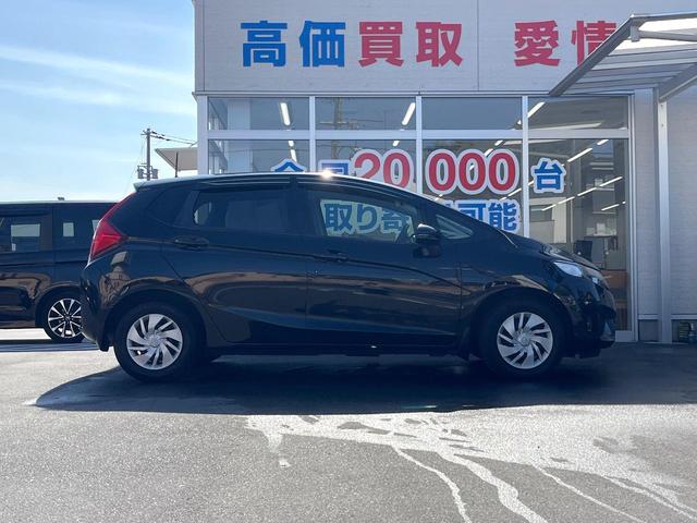 フィット １３Ｇ・Ｆパッケージ　純正ナビ　スマートキー　ビルトインＥＴＣ　オートエアコン　Ｂｌｕｅｔｏｏｔｈ　ＤＶＤ再生　フルセグ（22枚目）