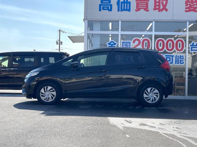 フィット １３Ｇ・Ｆパッケージ　純正ナビ　スマートキー　ビルトインＥＴＣ　オートエアコン　Ｂｌｕｅｔｏｏｔｈ　ＤＶＤ再生　フルセグ（23枚目）