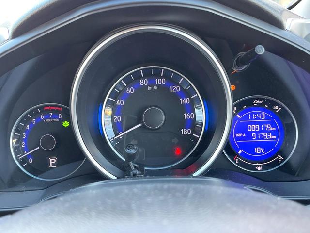 フィット １３Ｇ・Ｆパッケージ　純正ナビ　スマートキー　ビルトインＥＴＣ　オートエアコン　Ｂｌｕｅｔｏｏｔｈ　ＤＶＤ再生　フルセグ（33枚目）
