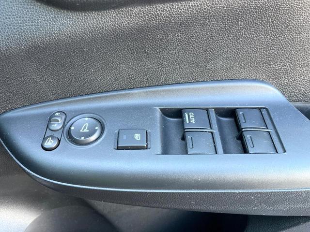 フィット １３Ｇ・Ｆパッケージ　純正ナビ　スマートキー　ビルトインＥＴＣ　オートエアコン　Ｂｌｕｅｔｏｏｔｈ　ＤＶＤ再生　フルセグ（44枚目）