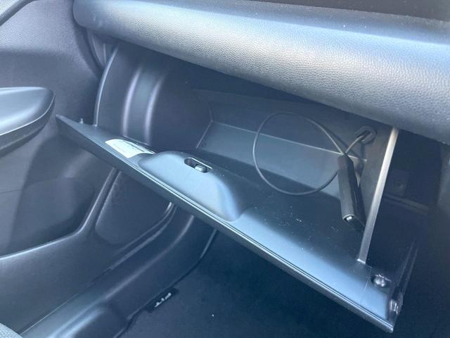 フィット １３Ｇ・Ｆパッケージ　純正ナビ　スマートキー　ビルトインＥＴＣ　オートエアコン　Ｂｌｕｅｔｏｏｔｈ　ＤＶＤ再生　フルセグ（46枚目）