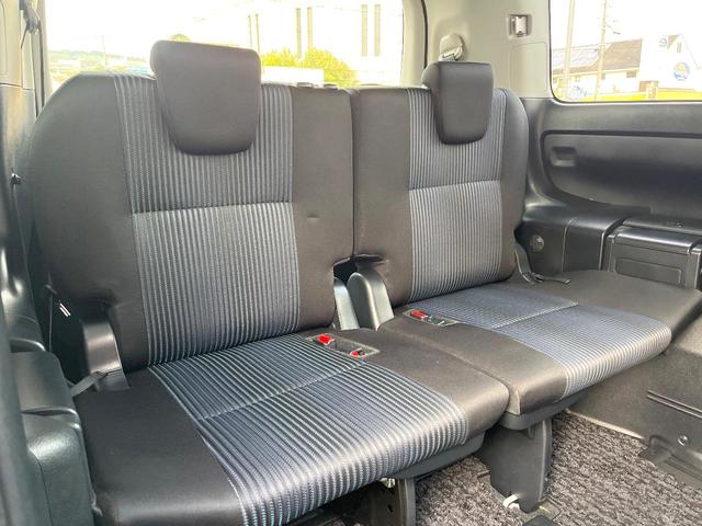 ヴォクシー ZS 煌 エアロ 両側電動ドア SDナビ 後席モニター バックカメラ スマートキー LEDヘッド ビルトインETC オートライト デュアルエアコン リアエアコン Bluetooth CD DVD再生 フルセグ(14枚目)