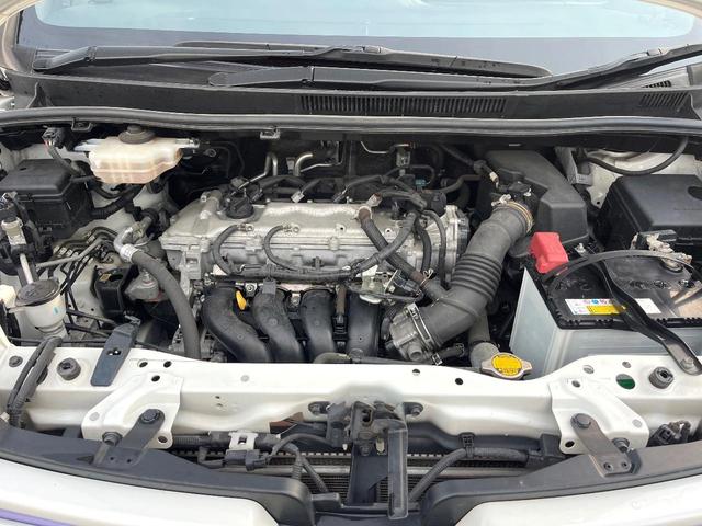 ヴォクシー ZS 煌 エアロ 両側電動ドア SDナビ 後席モニター バックカメラ スマートキー LEDヘッド ビルトインETC オートライト デュアルエアコン リアエアコン Bluetooth CD DVD再生 フルセグ(18枚目)