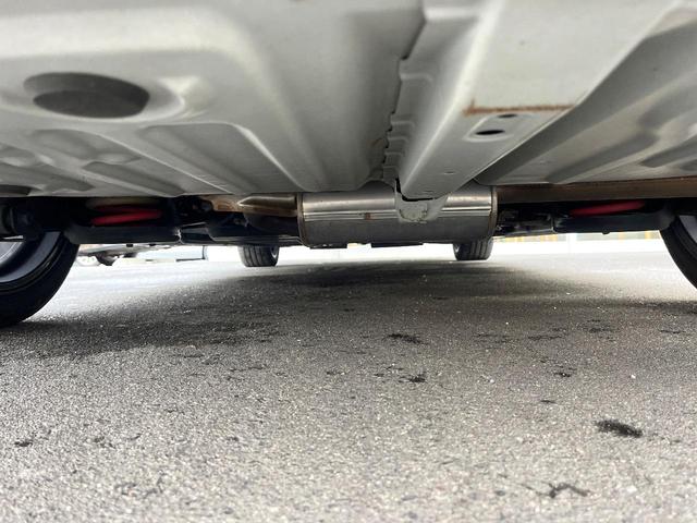 ヴォクシー ZS 煌 エアロ 両側電動ドア SDナビ 後席モニター バックカメラ スマートキー LEDヘッド ビルトインETC オートライト デュアルエアコン リアエアコン Bluetooth CD DVD再生 フルセグ(19枚目)