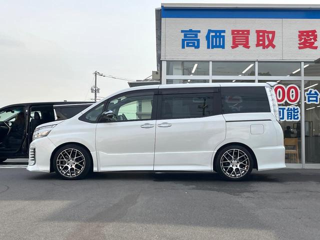 ヴォクシー ZS 煌 エアロ 両側電動ドア SDナビ 後席モニター バックカメラ スマートキー LEDヘッド ビルトインETC オートライト デュアルエアコン リアエアコン Bluetooth CD DVD再生 フルセグ(21枚目)