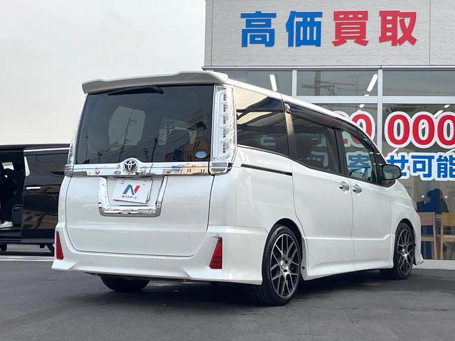 ヴォクシー ZS 煌 エアロ 両側電動ドア SDナビ 後席モニター バックカメラ スマートキー LEDヘッド ビルトインETC オートライト デュアルエアコン リアエアコン Bluetooth CD DVD再生 フルセグ(26枚目)