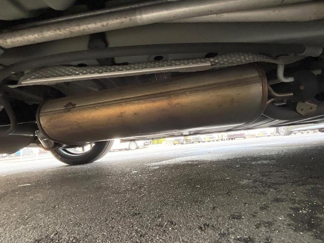 ヴォクシー ZS 煌 エアロ 両側電動ドア SDナビ 後席モニター バックカメラ スマートキー LEDヘッド ビルトインETC オートライト デュアルエアコン リアエアコン Bluetooth CD DVD再生 フルセグ(30枚目)