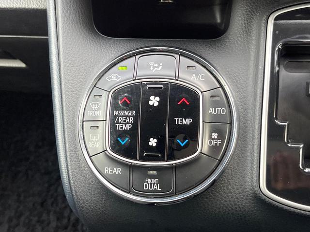 ヴォクシー ZS 煌 エアロ 両側電動ドア SDナビ 後席モニター バックカメラ スマートキー LEDヘッド ビルトインETC オートライト デュアルエアコン リアエアコン Bluetooth CD DVD再生 フルセグ(39枚目)