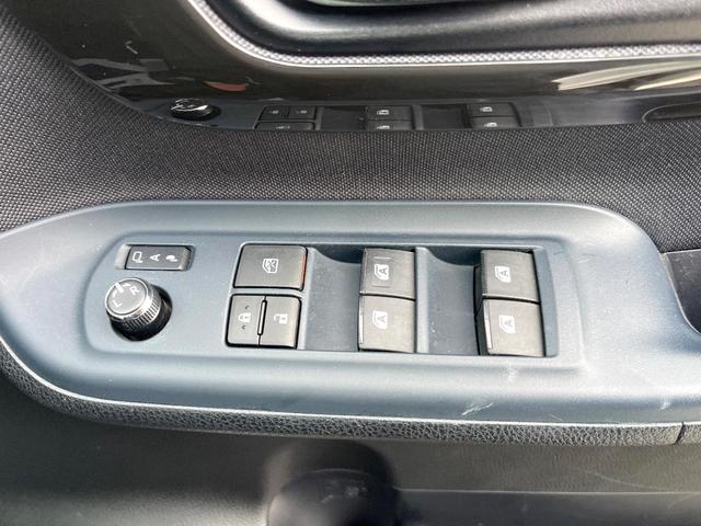 ヴォクシー ZS 煌 エアロ 両側電動ドア SDナビ 後席モニター バックカメラ スマートキー LEDヘッド ビルトインETC オートライト デュアルエアコン リアエアコン Bluetooth CD DVD再生 フルセグ(49枚目)