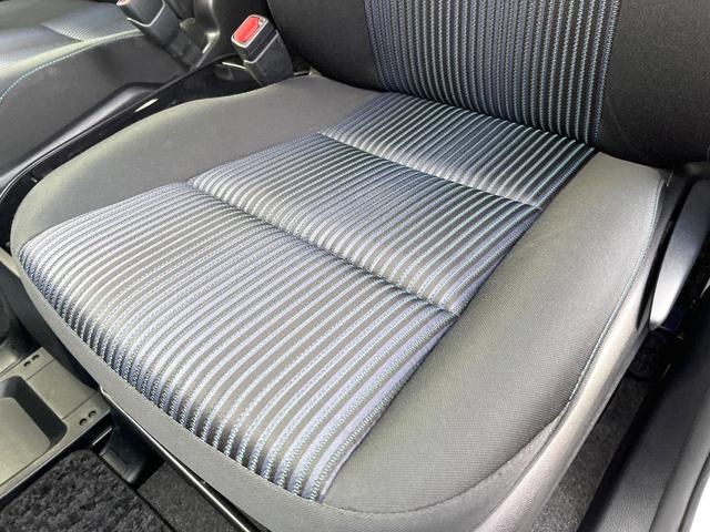 ヴォクシー ZS 煌 エアロ 両側電動ドア SDナビ 後席モニター バックカメラ スマートキー LEDヘッド ビルトインETC オートライト デュアルエアコン リアエアコン Bluetooth CD DVD再生 フルセグ(54枚目)