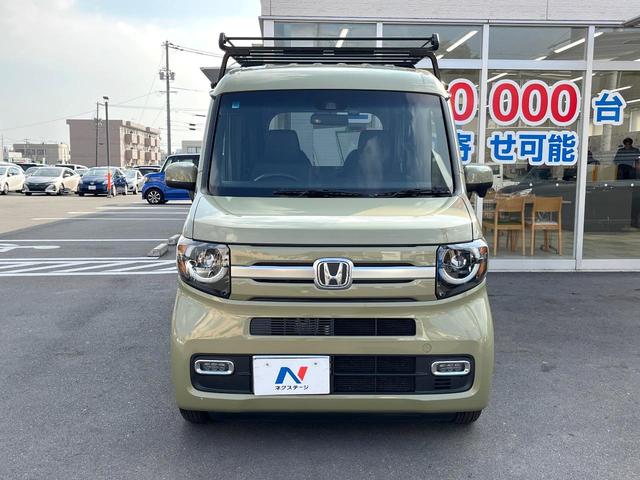 弊社では、全車『修復歴なし』のお車のみ取り扱っております。専任バイヤーによる厳選した仕入れの後、入庫後の車両チェックを行い、ネクステージが認定した高品質な中古車をご提供しております。