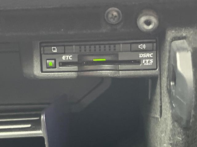 【ＥＴＣ】高速道路の料金所をストレスなく通過！話題のスポットやサービスエリアに多い「スマートＩＣ」利用時は必須のアイテムです。当店でセットアップを実施、ご納車当日からすぐにご利用いただけます！