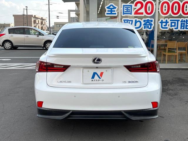 安心の最長１０年・走行無制限保証（有償）をご用意。保証内容も充実はもちろん、無料点検＆オイル交換や、年中無休の全国・２４時間ロードサービスも付帯されておりますのでご安心下さい。