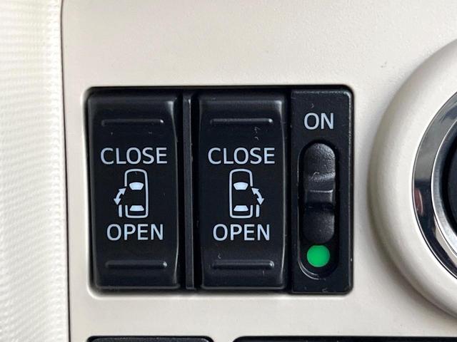 ムーヴキャンバス Ｇメイクアップリミテッド　ＳＡＩＩＩ　ＳＤナビ　全周囲カメラ　衝突被害軽減システム　ドラレコ　スマートキー　ＬＥＤヘッド　ビルトインＥＴＣ　純正１４インチアルミ　オートハイビーム　オートライト　Ｂｌｕｅｔｏｏｔｈ　ＣＤ　フルセグ（5枚目）