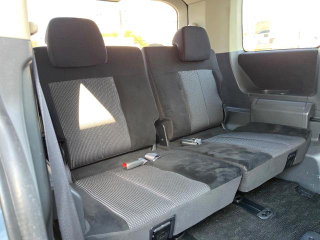 デリカD:5 ローデスト G パワーパッケージ 電動スライドドア SDナビ バックカメラ スマートキー HIDヘッド ビルトインETC クルコン 純正18インチアルミ オートライト オートエアコン パドルシフト(9枚目)