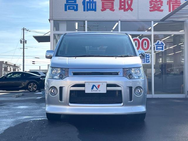 デリカD:5 ローデスト G パワーパッケージ 電動スライドドア SDナビ バックカメラ スマートキー HIDヘッド ビルトインETC クルコン 純正18インチアルミ オートライト オートエアコン パドルシフト(14枚目)